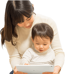 天神幼児タブレット版を使う親子